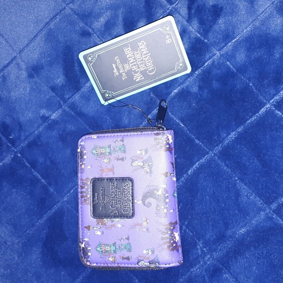 Disney~Loungefly~The Nightmare Before Christmas Wallet - Picture 1 of 5